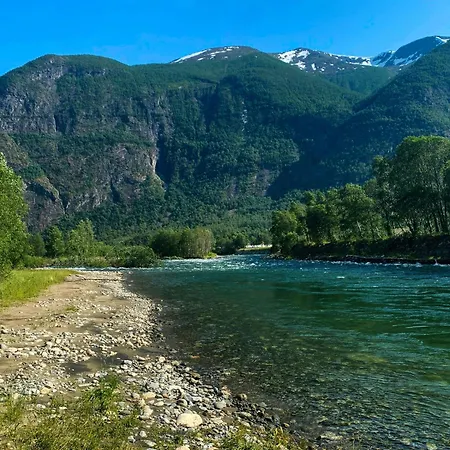 Historic By Laerdal River Nyaraló