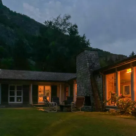 Historic By Laerdal River Nyaraló Tønjum